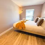 Inactive The A 1 Bedroom By Altoluxoexperience Short Lets & Serviced With Parking & Wifi דירה בריסטול