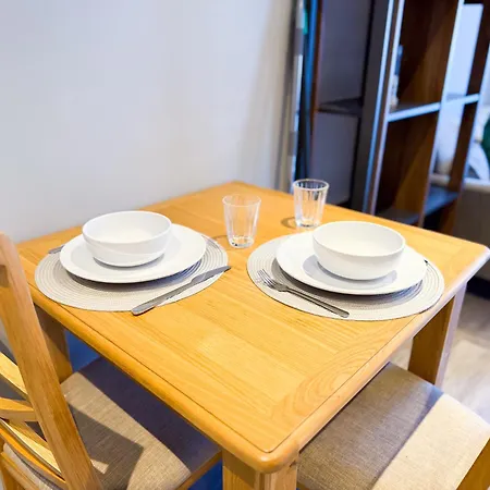 Inactive The A 1 Bedroom By Altoluxoexperience Short Lets & Serviced With Parking & Wifi ブリストル