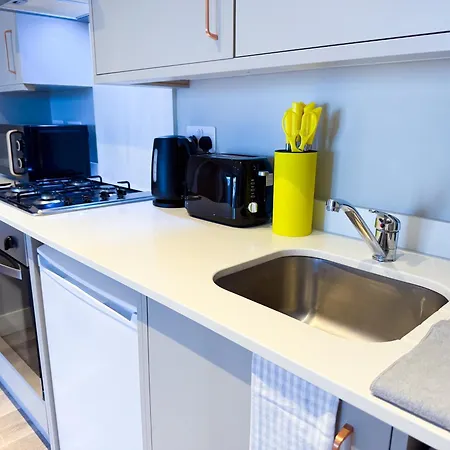 Inactive The A 1 Bedroom By Altoluxoexperience Short Lets & Serviced With Parking & Wifi *