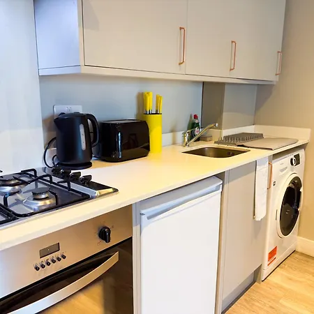 Inactive The A 1 Bedroom By Altoluxoexperience Short Lets & Serviced With Parking & Wifi Apartment Bristol