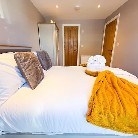 Apartment Inactive The A 1 Bedroom By Altoluxoexperience Short Lets & Serviced With Parking & Wifi