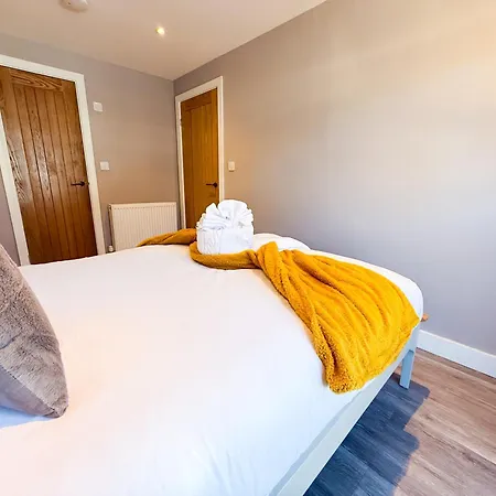 Inactive The A 1 Bedroom By Altoluxoexperience Short Lets & Serviced With Parking & Wifi アパート *