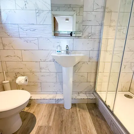アパート Inactive The A 1 Bedroom By Altoluxoexperience Short Lets & Serviced With Parking & Wifi ブリストル