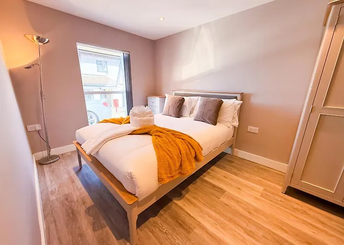 Inactive The A 1 Bedroom By Altoluxoexperience Short Lets & Serviced With Parking & Wifi Апартаменти