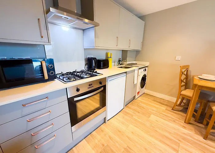 Inactive The A 1 Bedroom By Altoluxoexperience Short Lets & Serviced With Parking & Wifi Апартаменти *