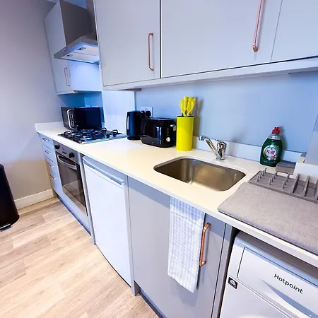 Apartman Inactive The A 1 Bedroom By Altoluxoexperience Short Lets & Serviced With Parking & Wifi Bristol